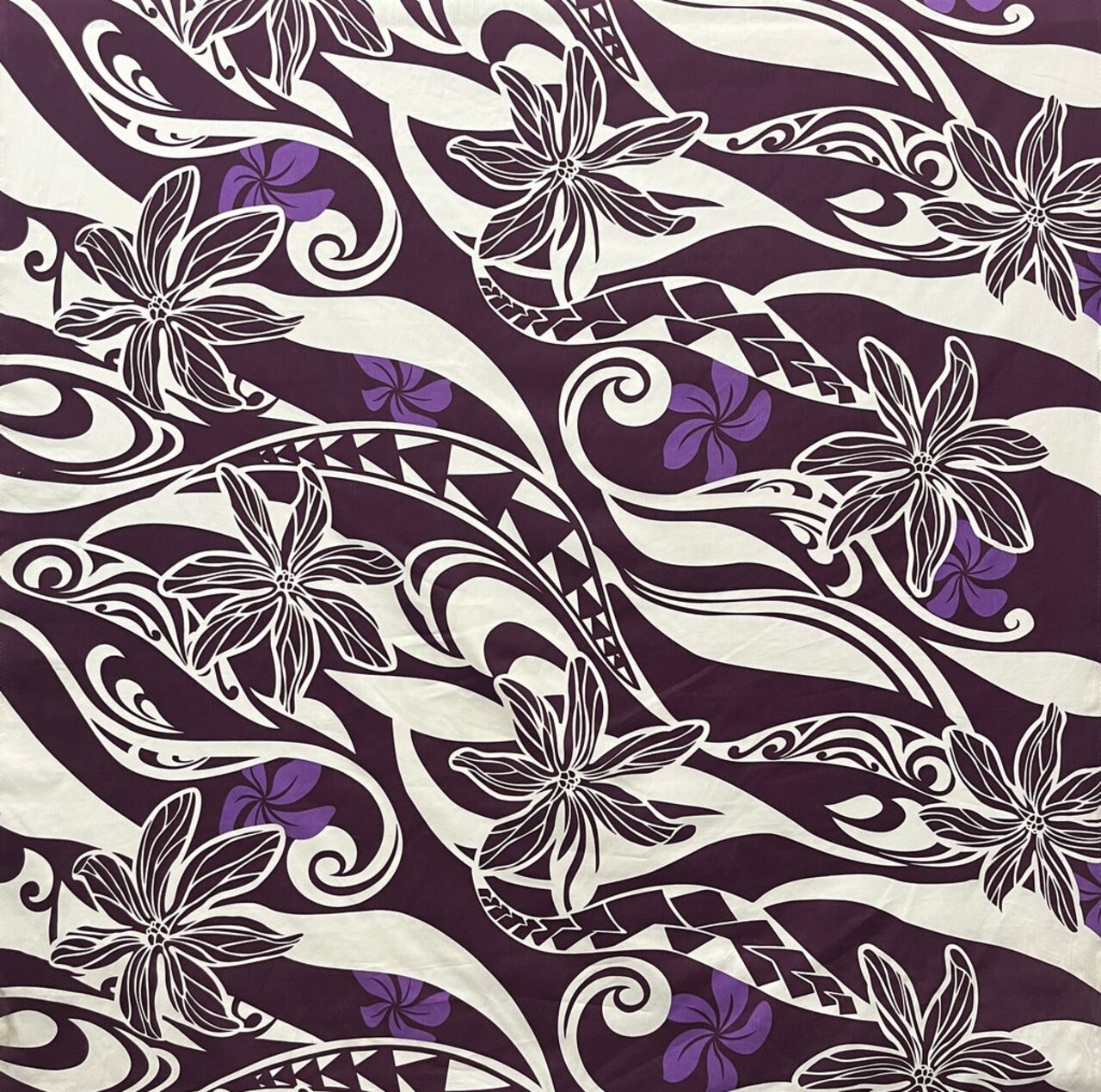1 Yard Hawaiian Gardenia Waves Traditional Tattoo Poly Cotton Fabric